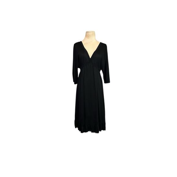 Velvet by Graham & Spencer Black V-Neck Knee Length Dress size Medium - Picture 16 of 16